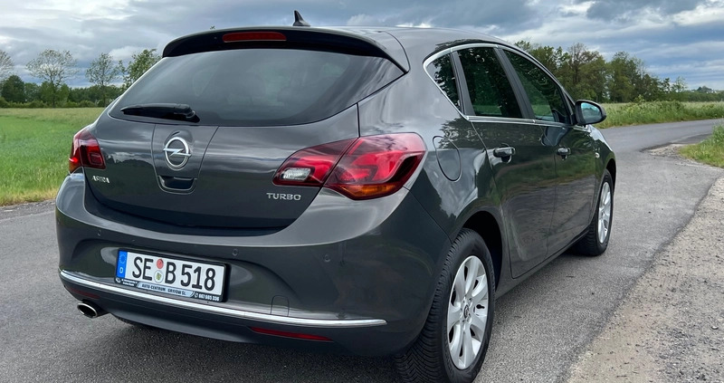 Opel Astra cena 34900 przebieg: 149000, rok produkcji 2014 z Stoczek Łukowski małe 379